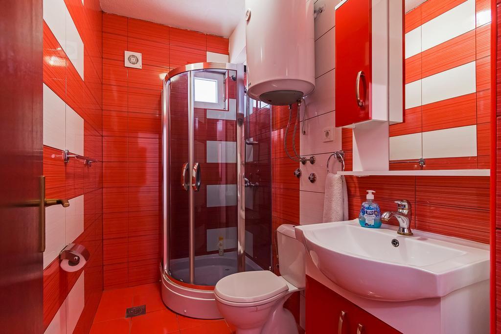 Dj Apartments Plus โอครีด ภายนอก รูปภาพ
