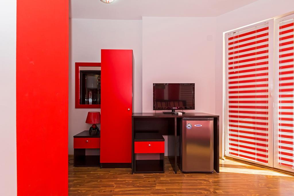 Dj Apartments Plus โอครีด ภายนอก รูปภาพ